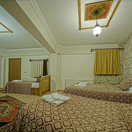 Art Stone Otel 2*