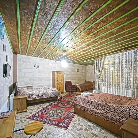 Art Stone Otel 2*
